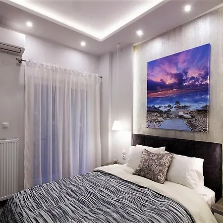 Metro Apartment