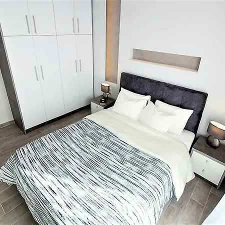 Apartment Metro